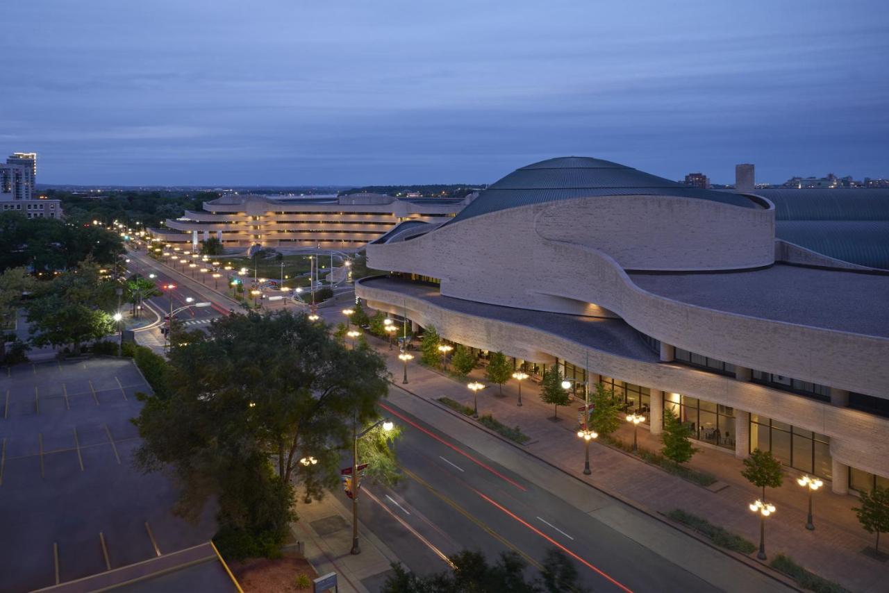 Four Points By Sheraton Hotel & Conference Centre Gatineau-Ottawa Ngoại thất bức ảnh